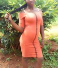 Marina 20 ans Yaounde Cameroun