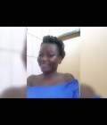 Esther 30 Jahre Yaoundé Kamerun