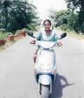 Yolande 44 years Ambanja Madagascar