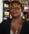 Anne  46 Jahre Douala Kamerun