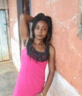 Angeline 32 ans Nanga-eboko Cameroun