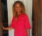Josiane 27 ans Antalaha Madagascar