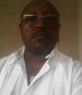Dominique 62 ans Libreville Gabon