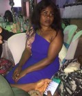 Nikelle 36 Jahre Douala  Kamerun