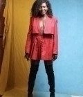 Sandra 24 ans Africaine  Cameroun