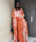 Stéphanie  27 Jahre Lomé Gehen