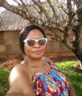 Emilie 42 Jahre Yaoundé Kamerun