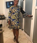 Marina 37 Jahre Yaoundé Kamerun