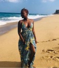 Viviane 27 ans Centre Cameroun