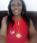 Suzanne 57 Jahre Yaoundé Kamerun