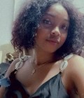 Monique 25 ans Nosybe Madagascar