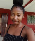 Lorenna 22 ans Antsiranana Madagascar