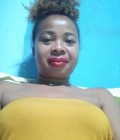 Nelly 33 ans Toamasina Madagascar