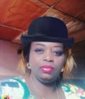 Valerie 51 Jahre Yaoundé Kamerun