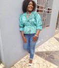 Evelyne 47 Jahre Yaoundé  Kamerun