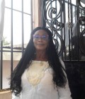 Alphonsine 68 Jahre Yaoundé Kamerun