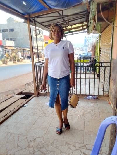Josette 46 ans Yaounde Cameroun
