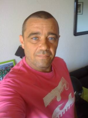 Gilles 59 ans Lille France