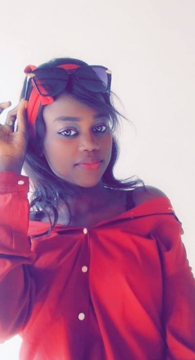 Katy 22 ans Dakar  Sénégal