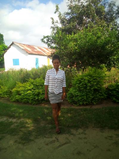 Lucie 40 ans Ambanja Madagascar