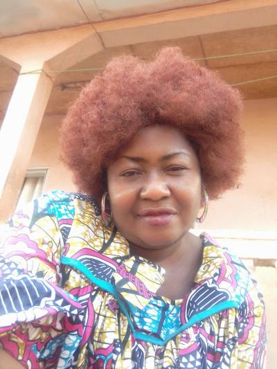 Henriette 51 Jahre Yaoundé Iv  Kamerun