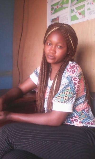 Florence 29 years Mbalmayo Cameroon