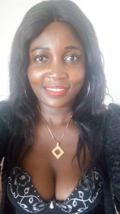 Viki 39 ans Douala  Cameroun