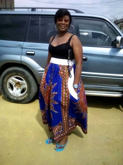 Debora 36 Jahre Littoral Kamerun