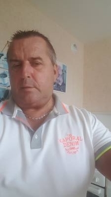 Loucas 57 ans Lorient France