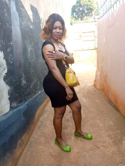 Paulette 36 ans Yaoundé  Cameroun