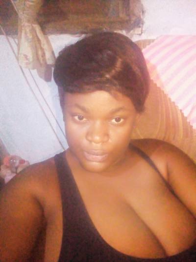 Arielle 32 ans Mfou Cameroun