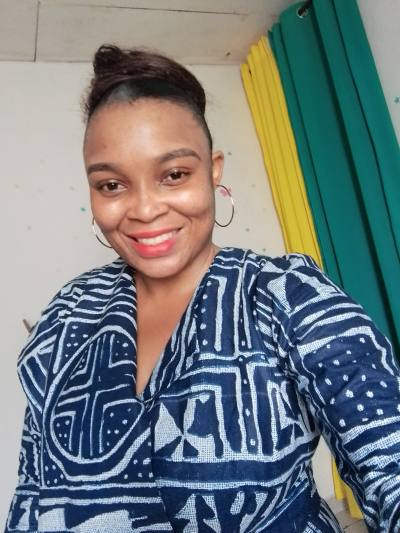 Karina 37 ans  Cameroun