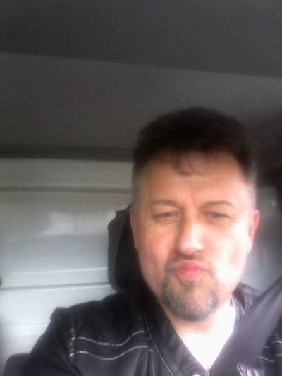 Guy 60 ans Quimper France