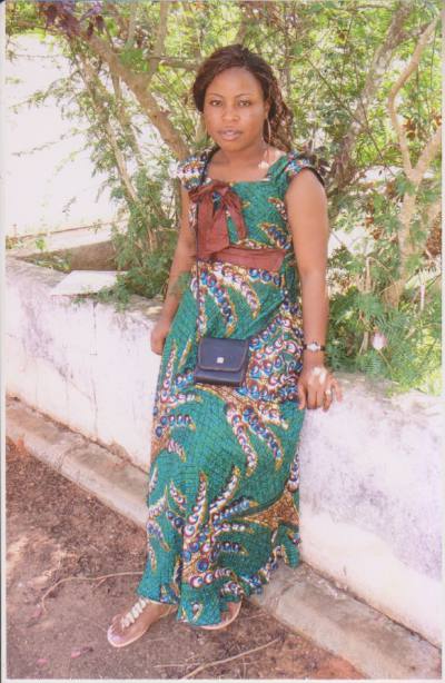Aimee 38 years Yaoundé Cameroon
