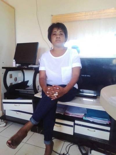 Lilie 42 Jahre Vohipeno Madagaskar