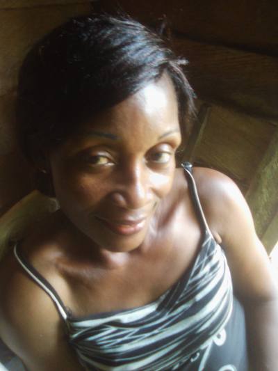 Brigitte 51 ans Kribi Cameroun