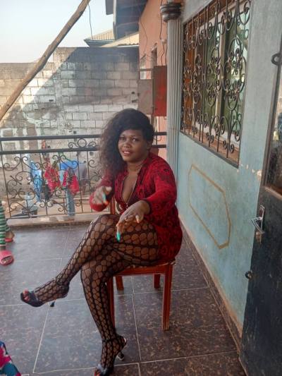Helene 34 ans Mfoundi Cameroun