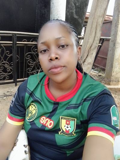 Jeanne 35 years Ouest Cameroon