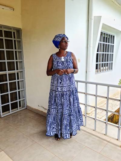 Jane 55 Jahre Yaounde Kamerun