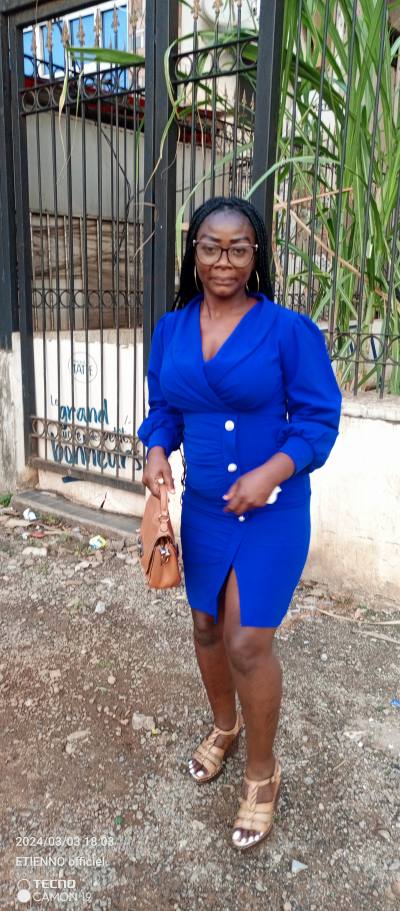Helene 38 Jahre Yaoundé  Kamerun