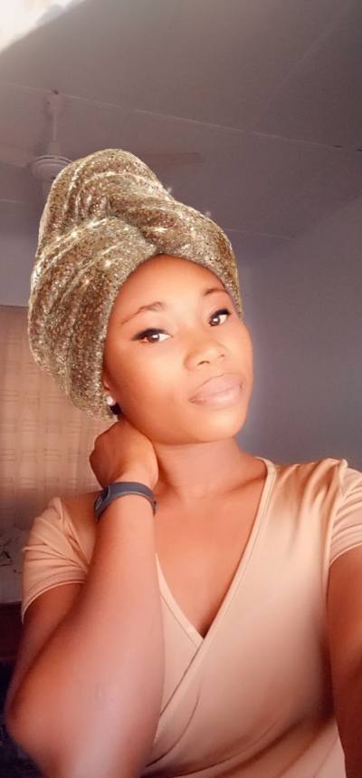 Jemma 26 ans Sunyani  Ghana