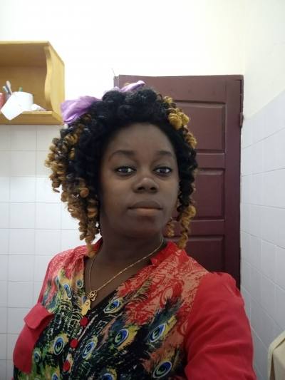 Josiane 32 ans Yaoundé Cameroun