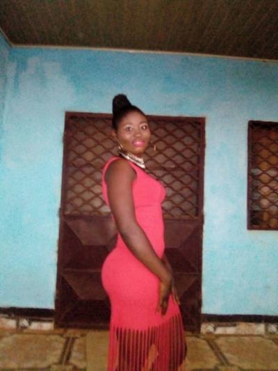 Arlette 29 years Douala Cameroon