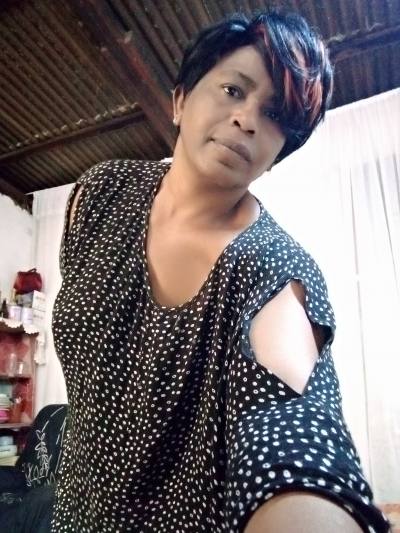 Yvonne 46 ans Yaoundé Cameroun