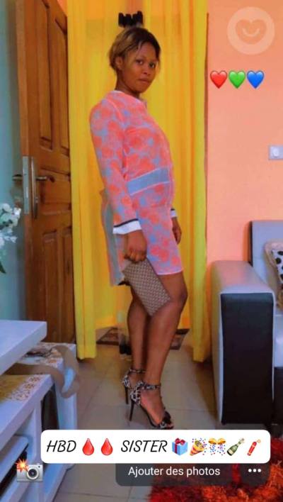 Cathy 25 ans Mefou Et Afanba Cameroun