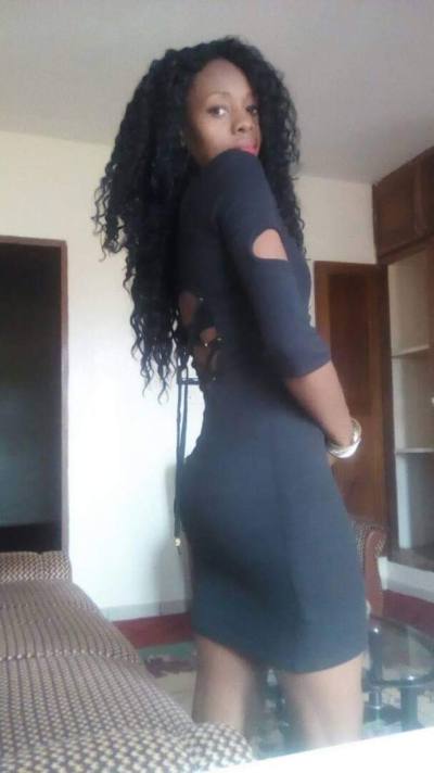 Lulu 36 ans Yaoundé Cameroun