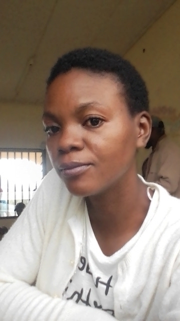 Elodie 34 ans Ébolowa Cameroun