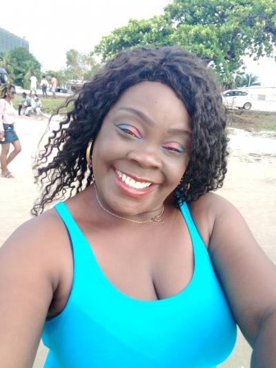 Carine 41 Jahre Libreville Gabun