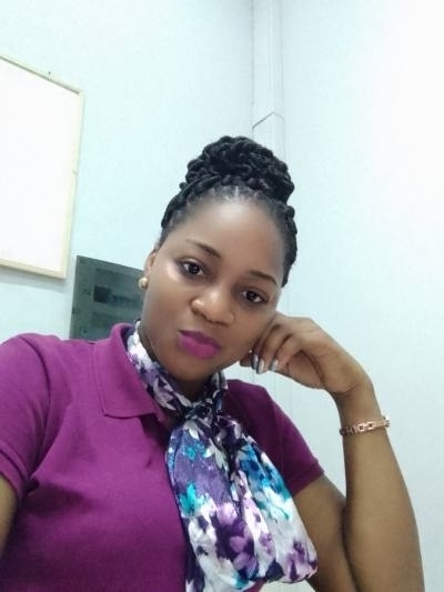 Tina 36 Jahre Malabo  Äquatorialguinea