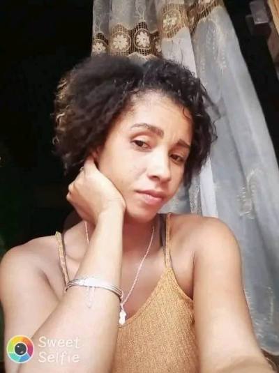 Adeline 35 ans Toamasina Madagascar